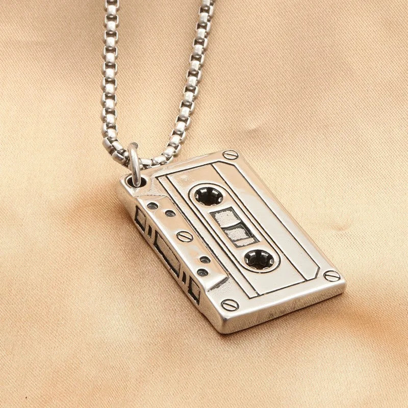 Hip Hop Couple Keychain – Retro Pendant
