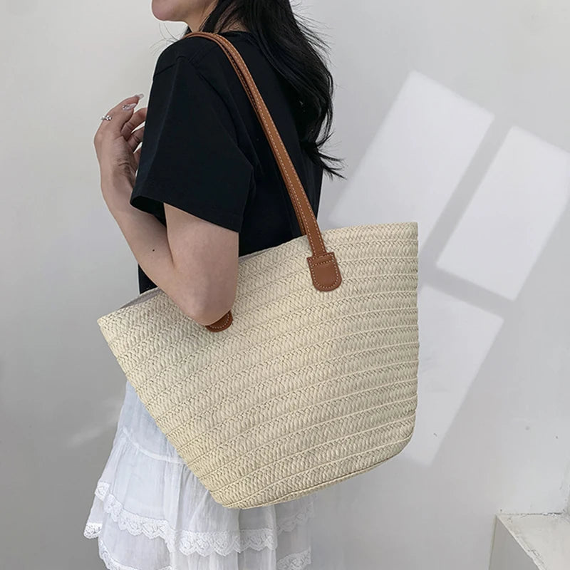 Women's Straw Basket Clutch Bag
